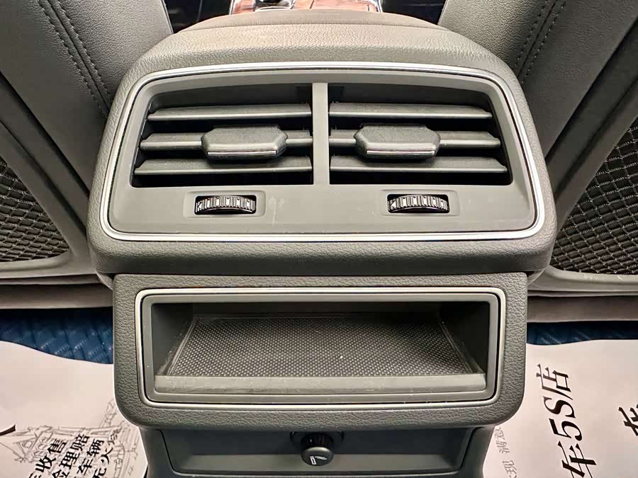 Audi A6 2021, фото 23