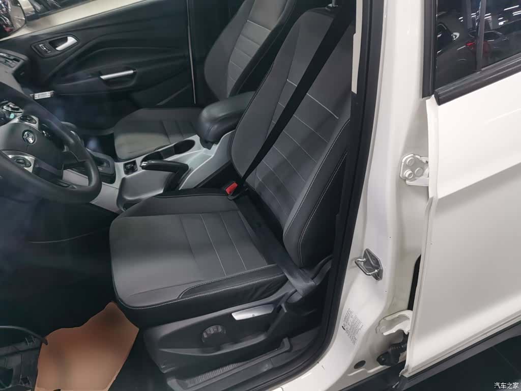 Ford Kuga, 2016 15