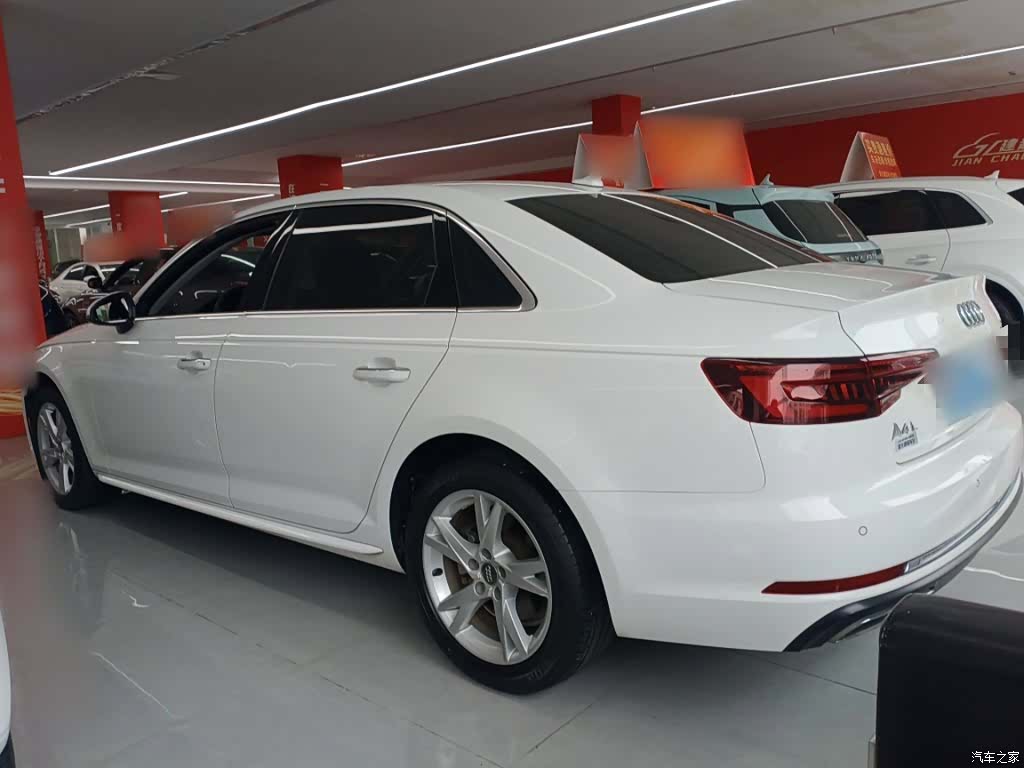 Audi A4L, 2019 23