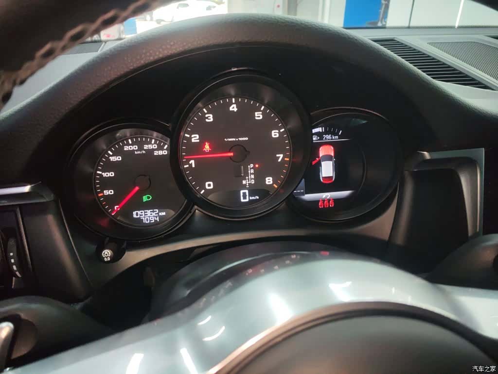 Porsche Macan, 2021 8