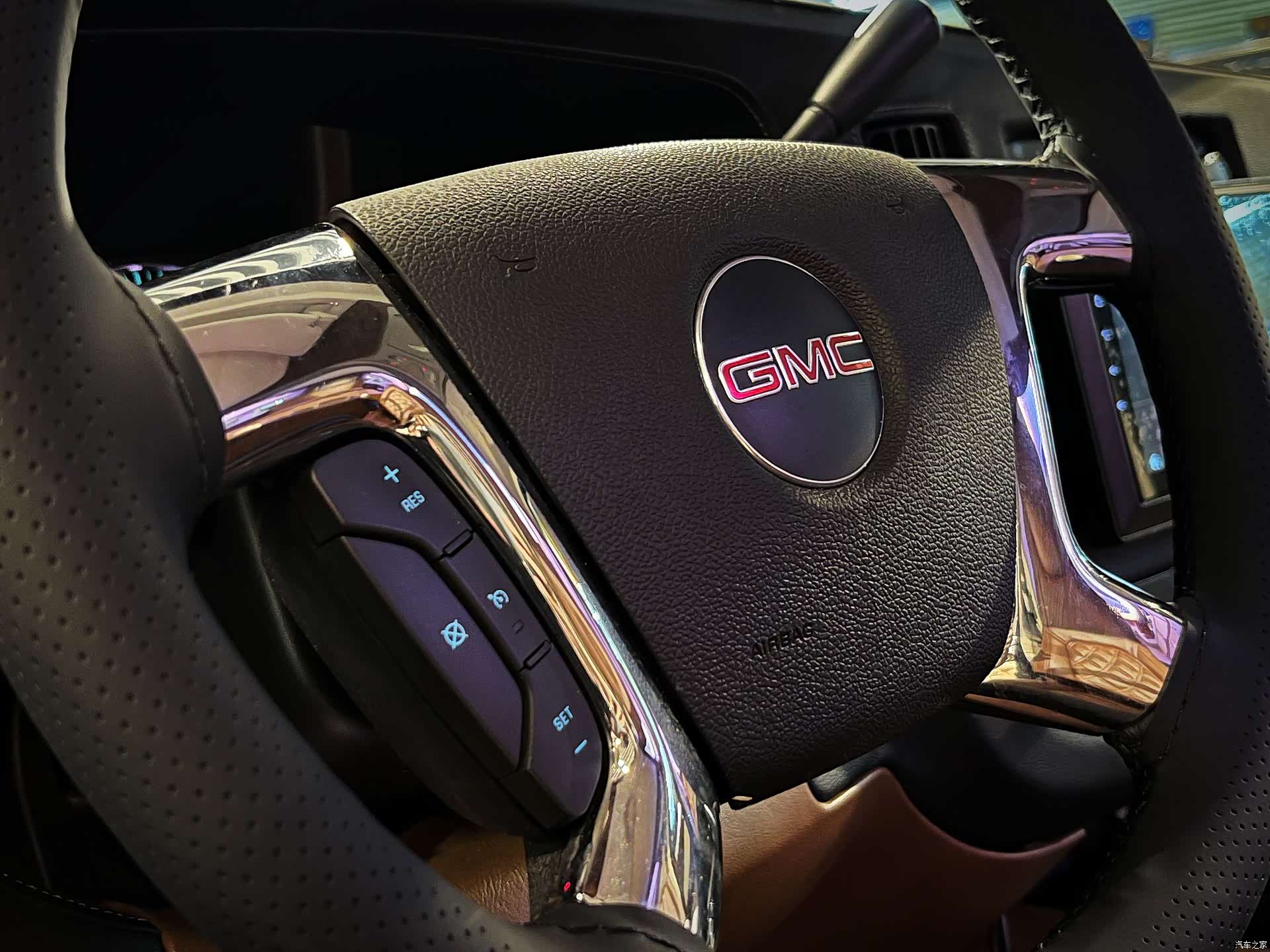 GMC SAVANA, 2016 13