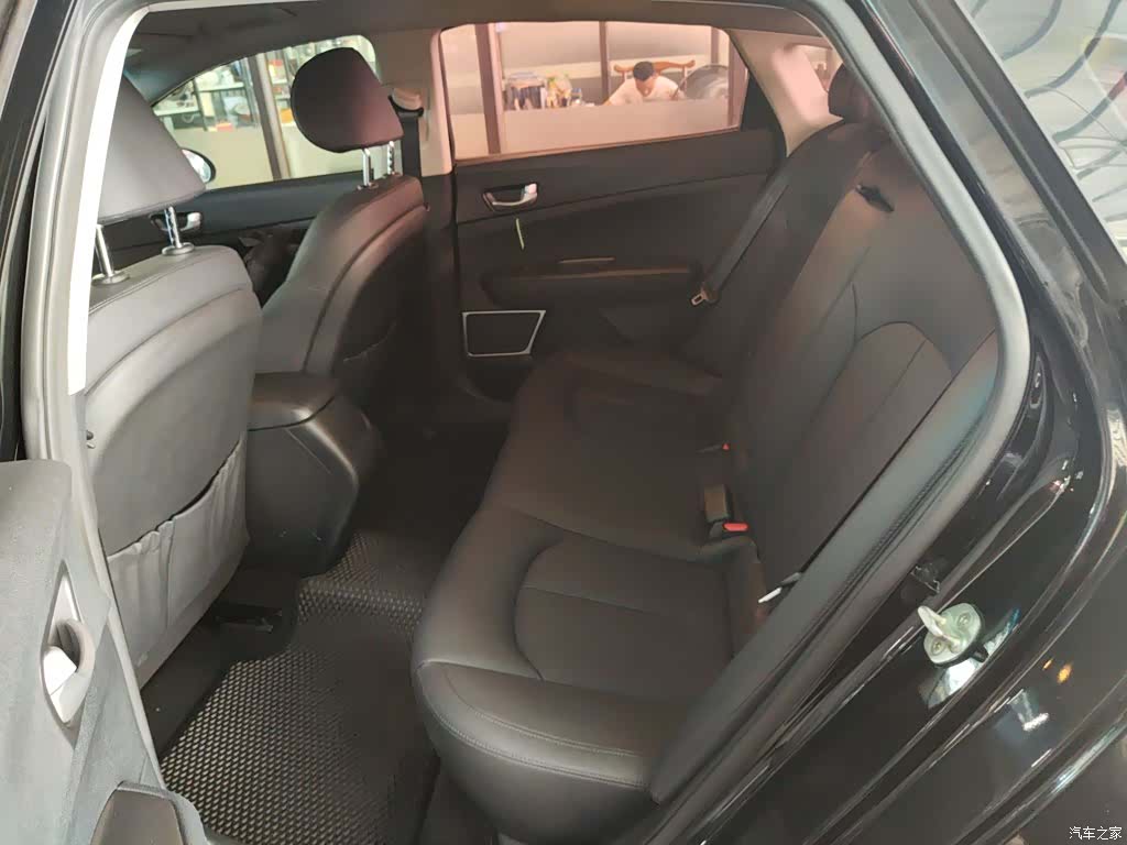 Kia K5, 2017 13