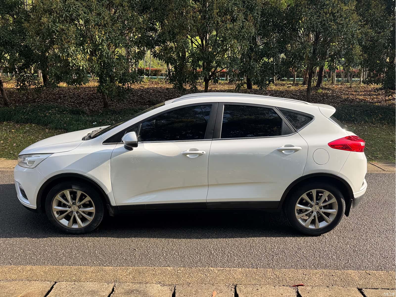 Geely Emgrand, 2017 7