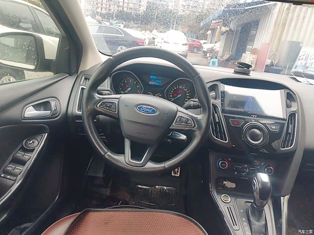 Ford Focus, 2016 11