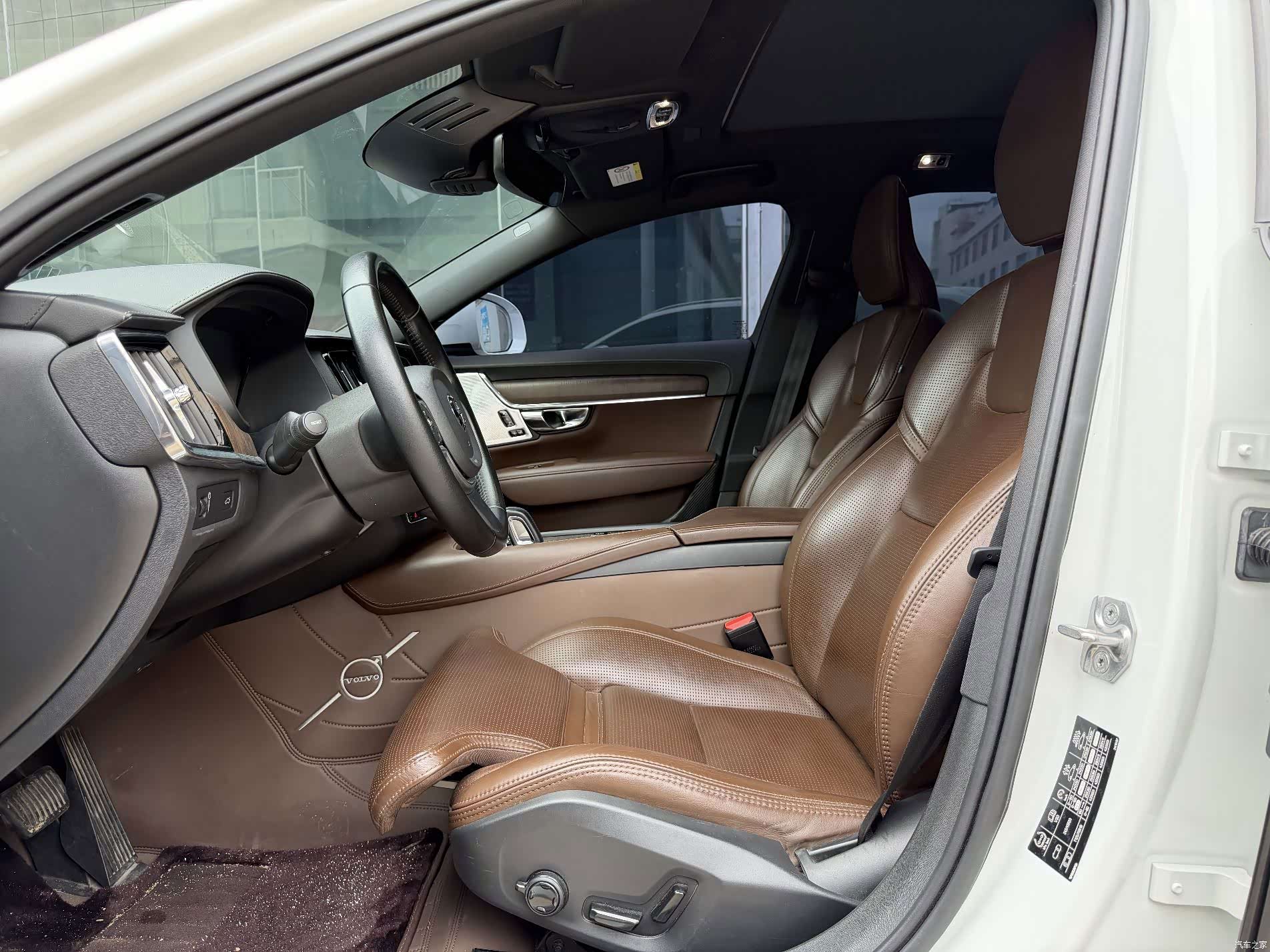 Volvo V90, 2020 4