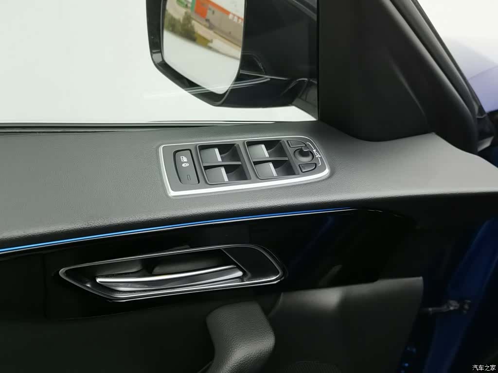 Jaguar F-PACE, 2017 9