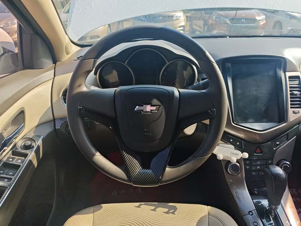 Chevrolet SE, 2015 11