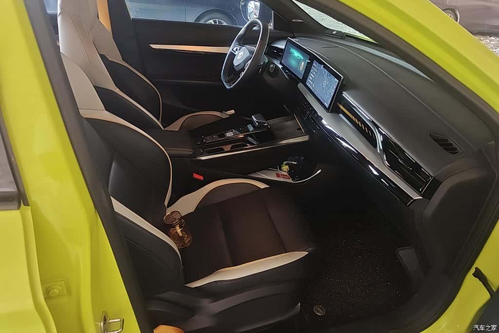 MG MG5, 2022 8