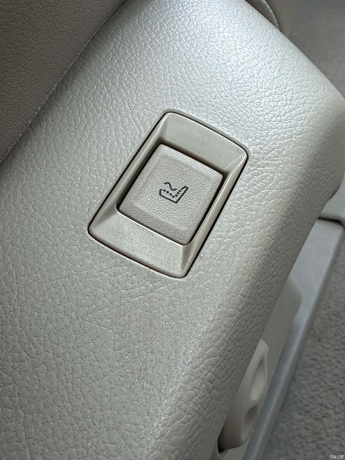 Buick GL8, 2015 10