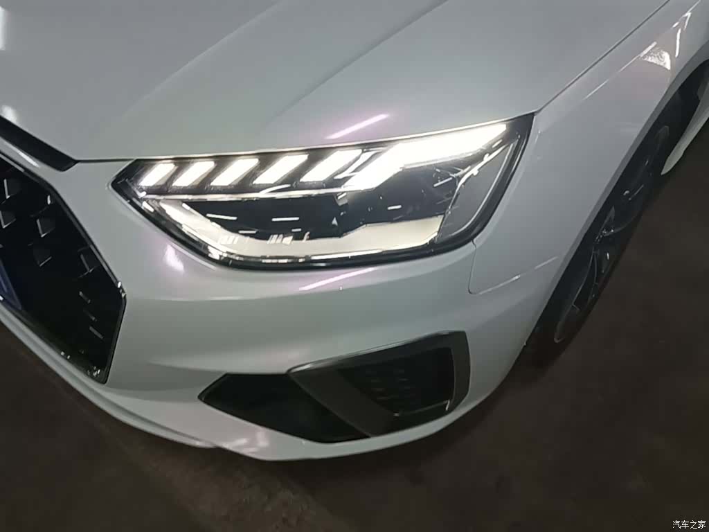 Audi A4L, 2020 24