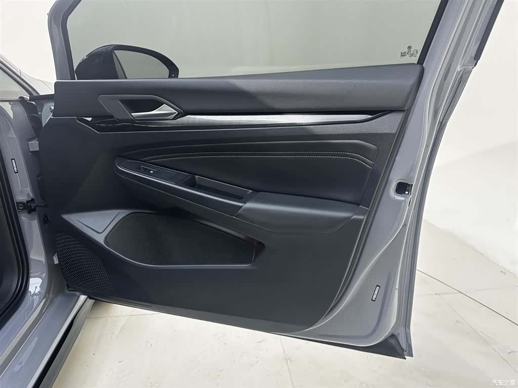 Volkswagen Golf, 2022 12