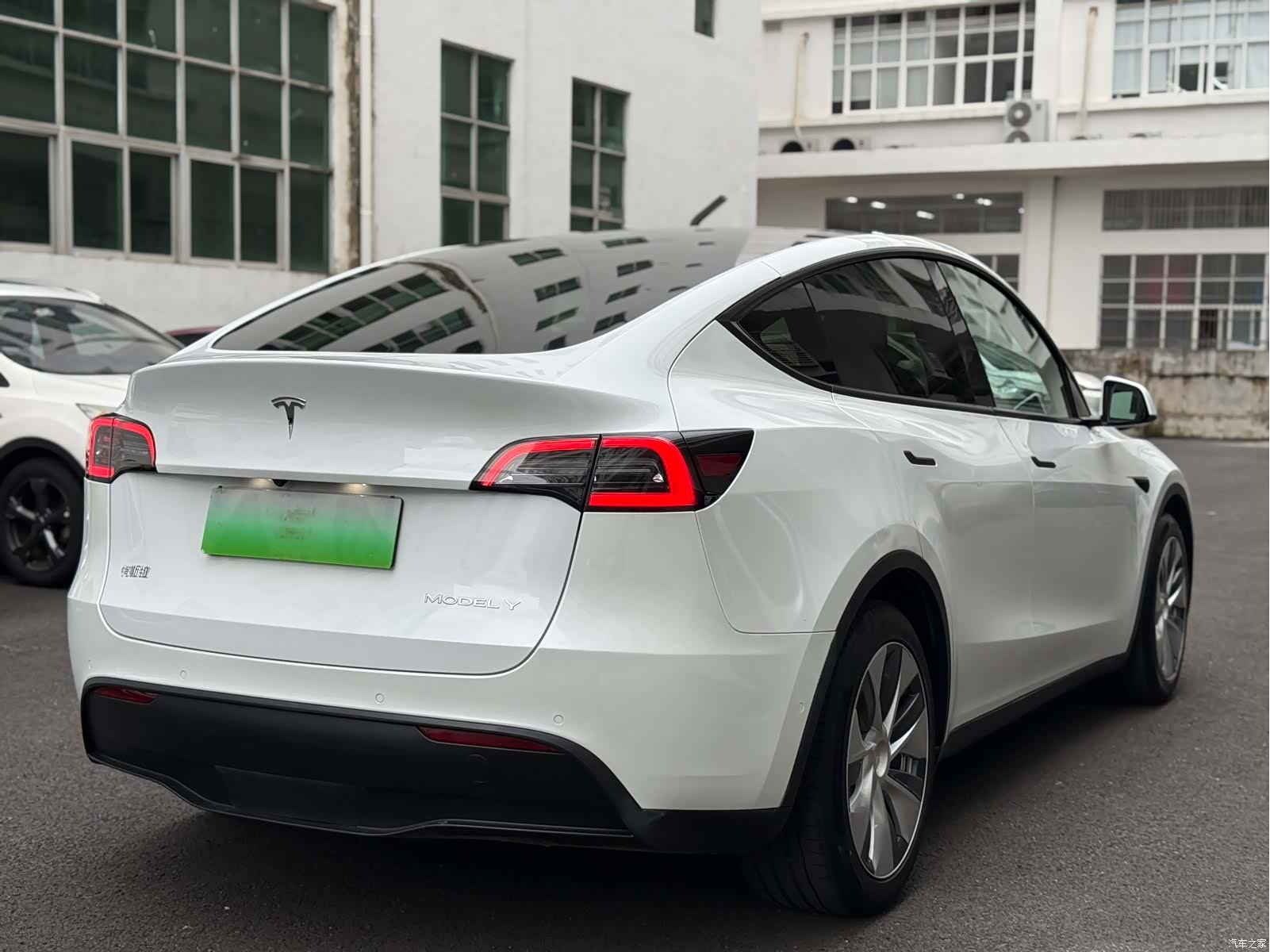 Tesla Model Y, 2021 6