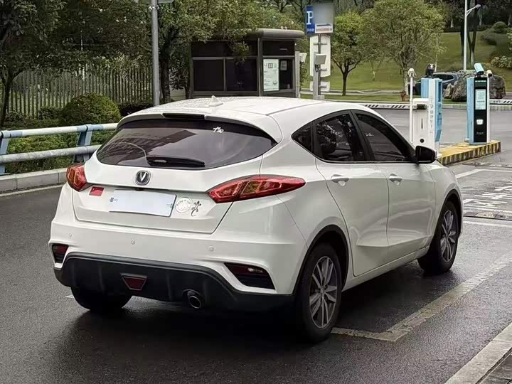 Changan Eado XT 2016 1.6L МКПП jun ku xing