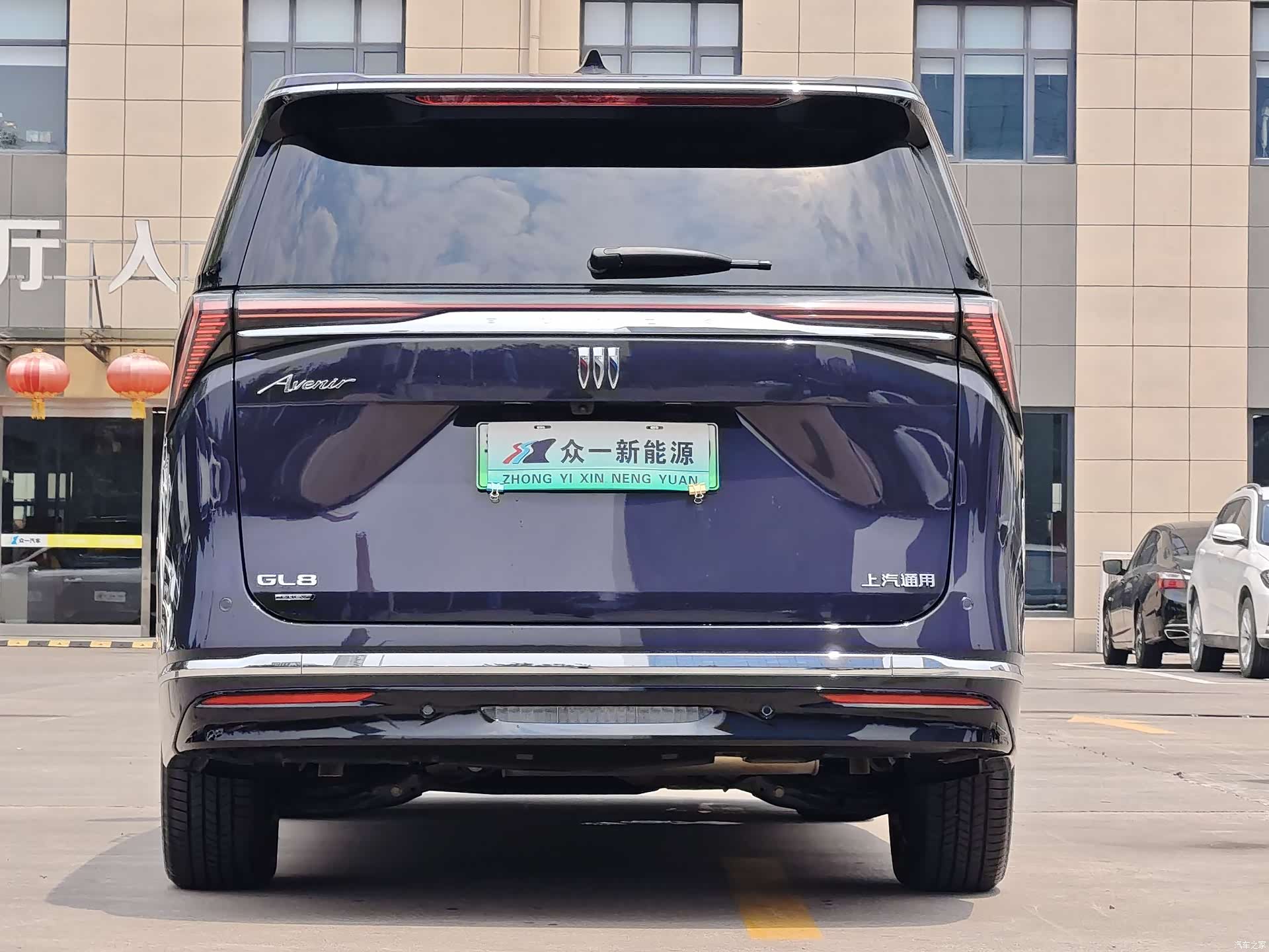 Buick GL8, 2025 6