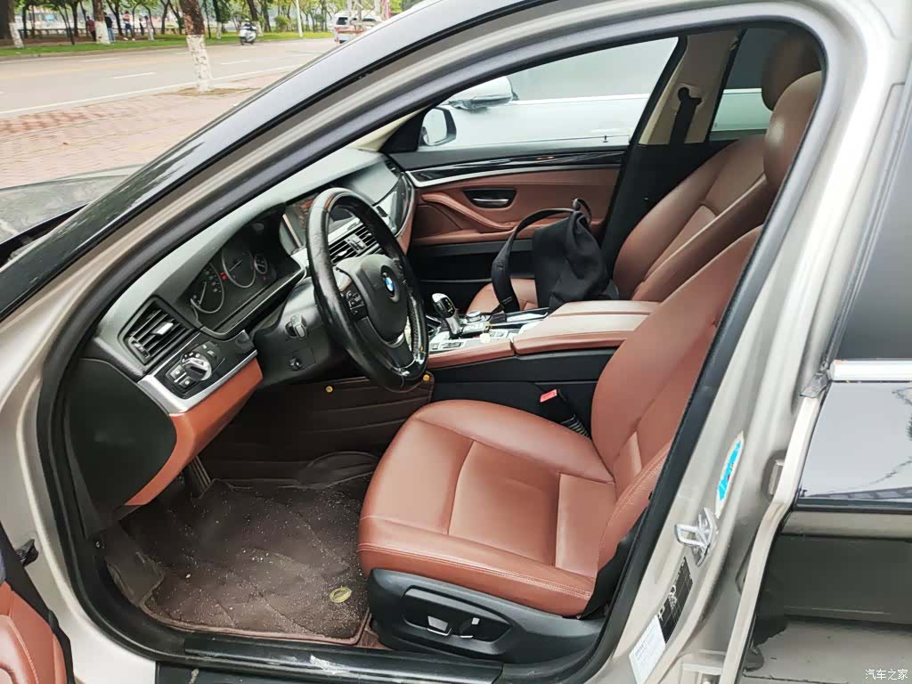 BMW 5 Series, 2017 11