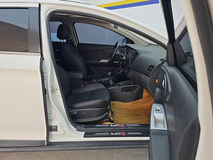 Aeolus AX3 2016 1.5L МКПП zhi ku xing