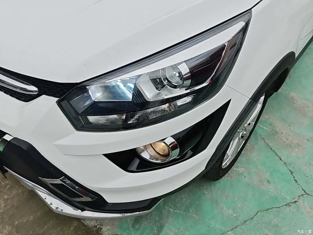 BAIC X25, 2017 24