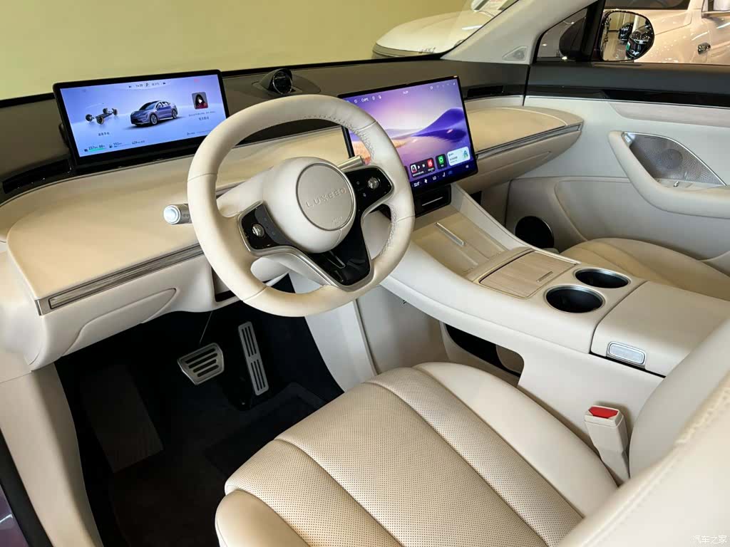 Luxeed R7, 2025 25