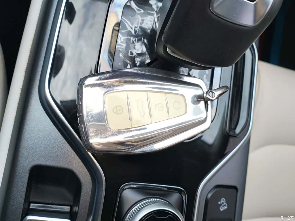 Geely Icon, 2023 17