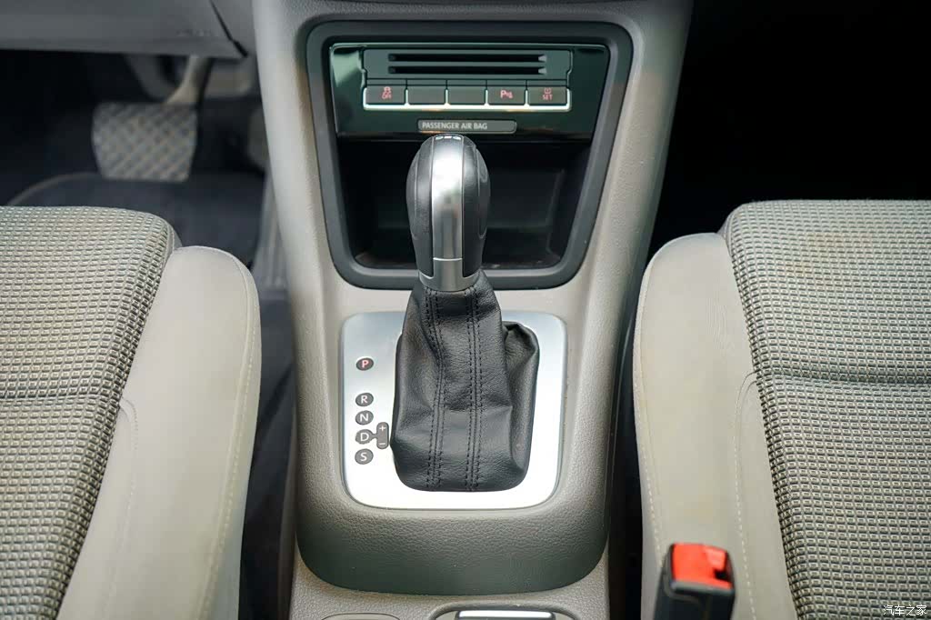 Volkswagen Xia, 2016 19