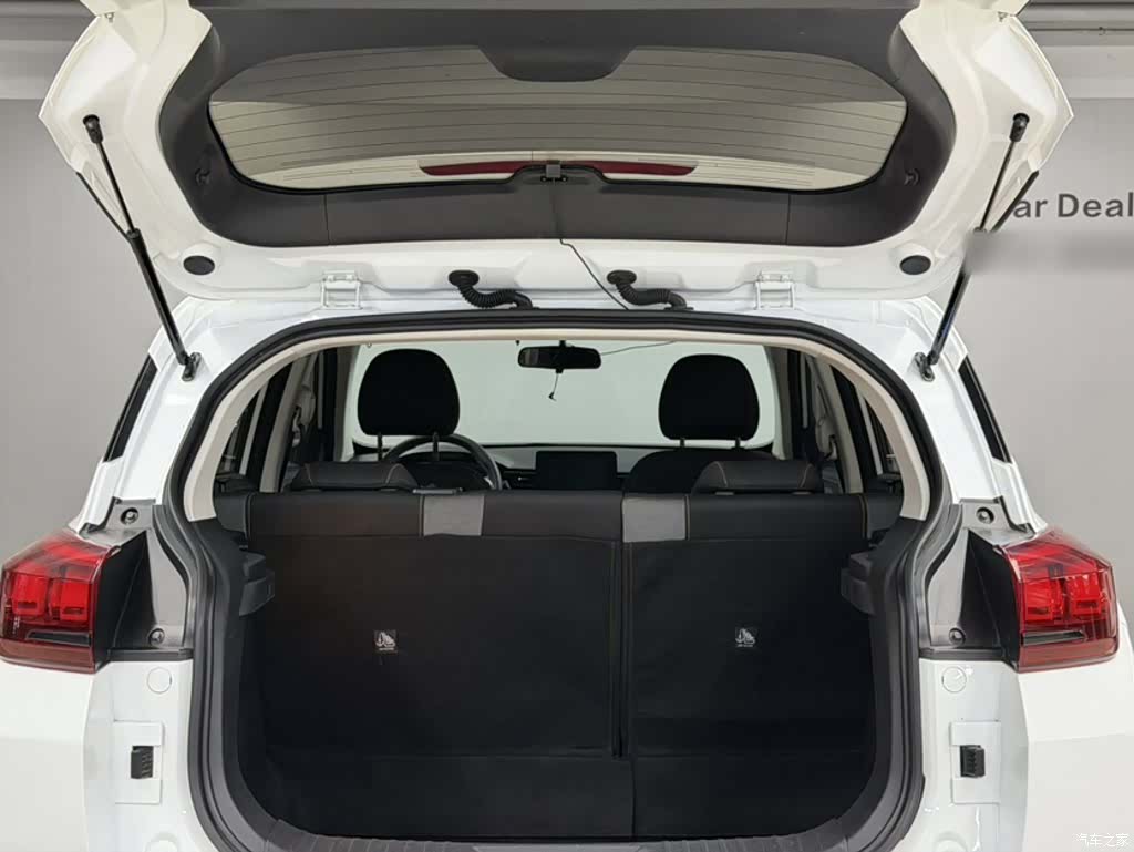 BAIC X3, 2022 18