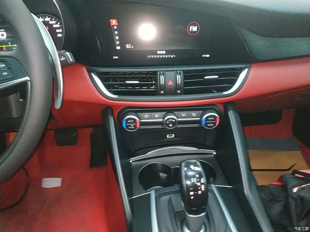 Alfa Romeo Giulia, 2018 все фото