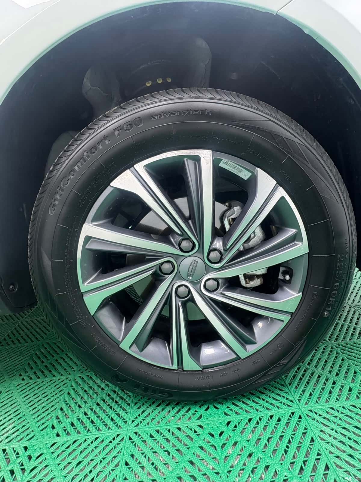 Geely X6, 2022 20