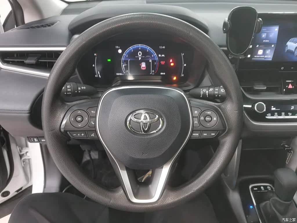 Toyota Frontlander, 2023 7
