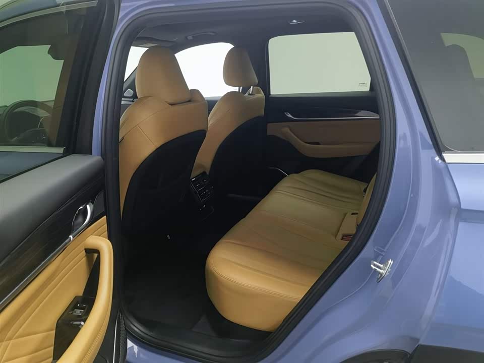 Geely Monjaro plug-in-hybrid