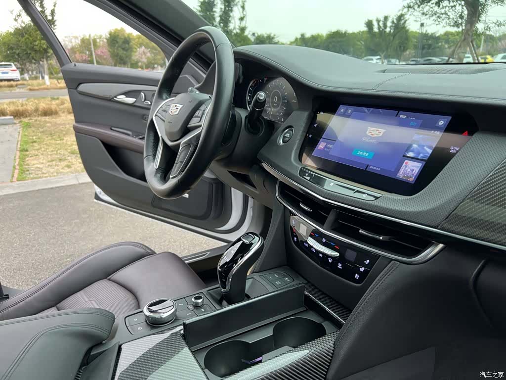 Cadillac CT6, 2022 6