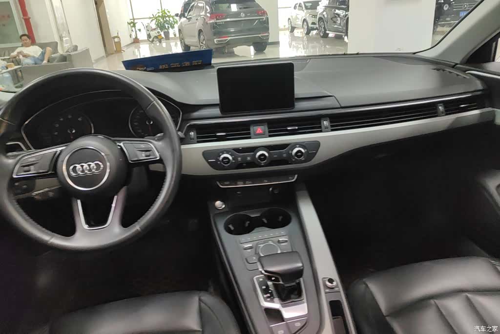 Audi A4L, 2018 12