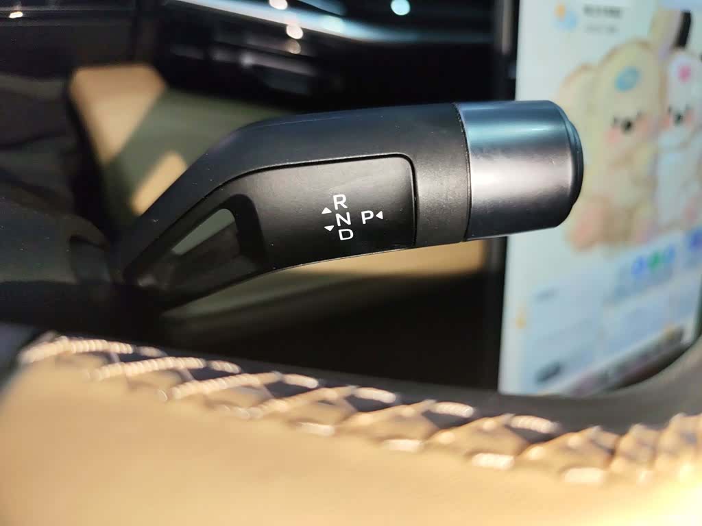 Geely Galaxy L6, 2024 10