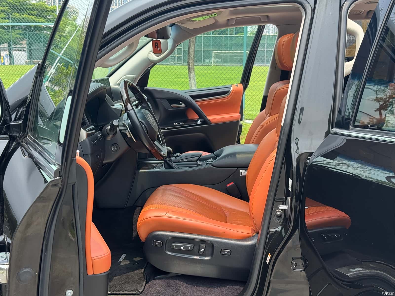 Lexus LX, 2018 все фото