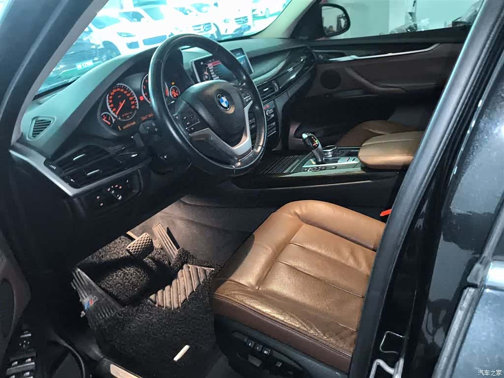 BMW X5, 2015 11