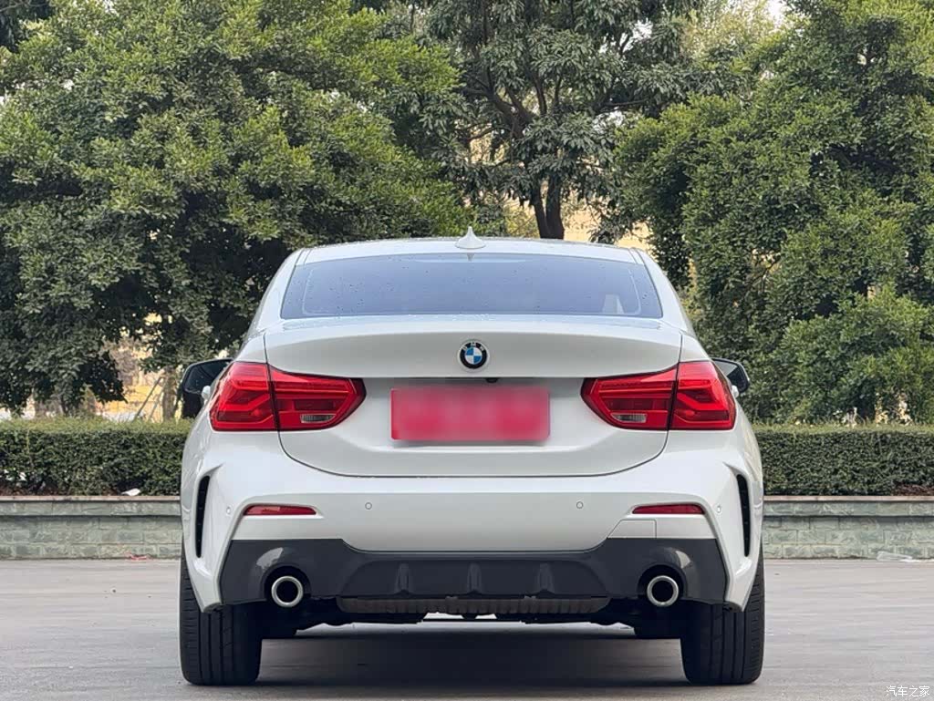 BMW 1 Series, 2022 24