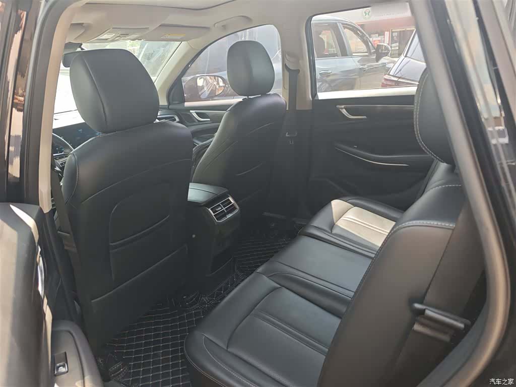 DongFeng 580, 2022 17