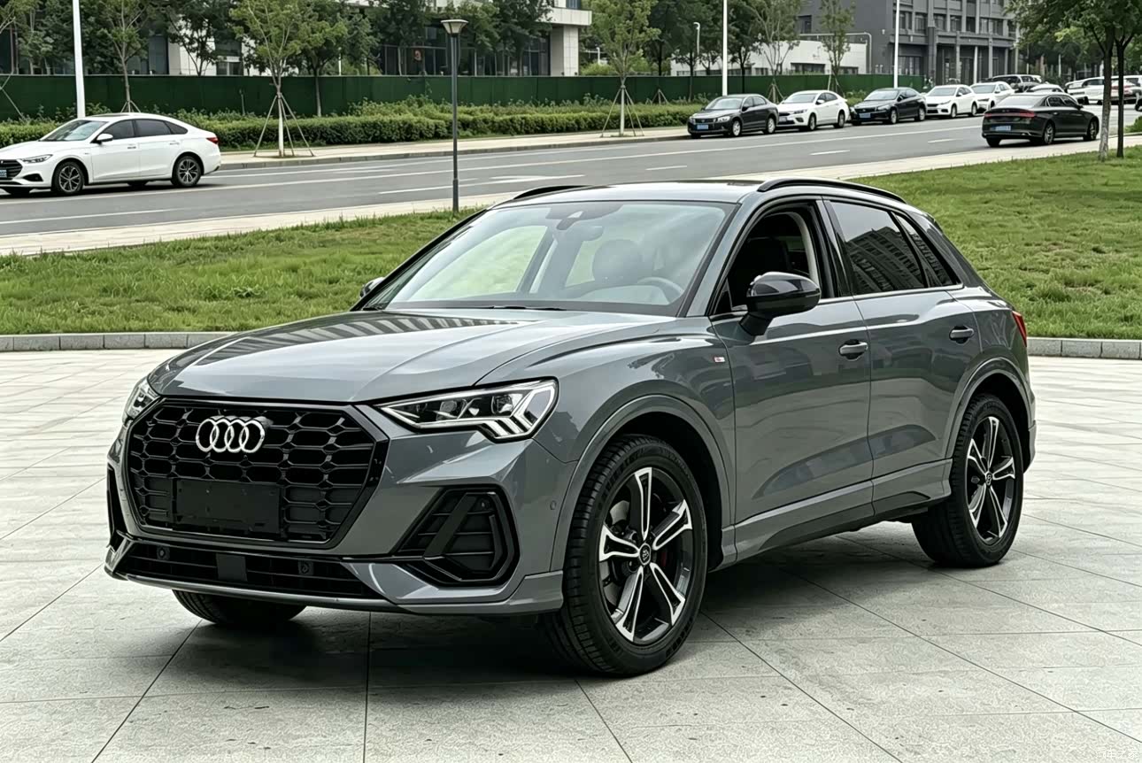 Audi Q3, 2022 1