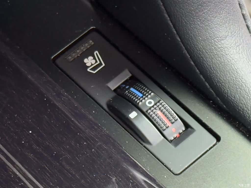 Lexus GX, 2025 14