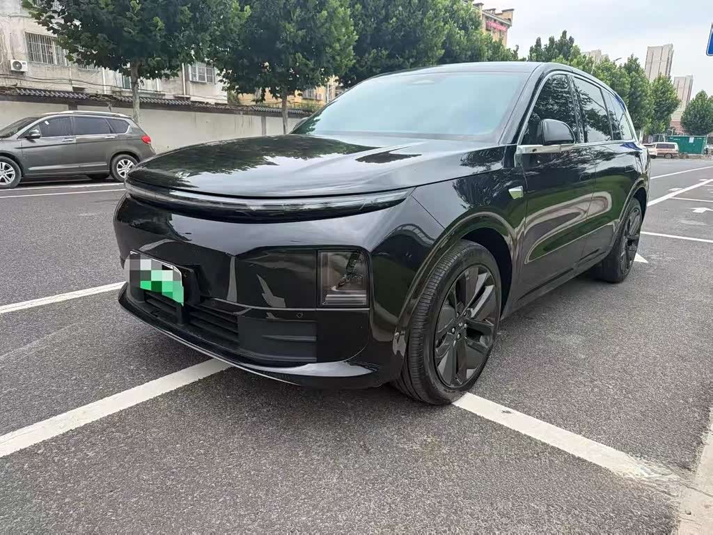 Li Auto L6