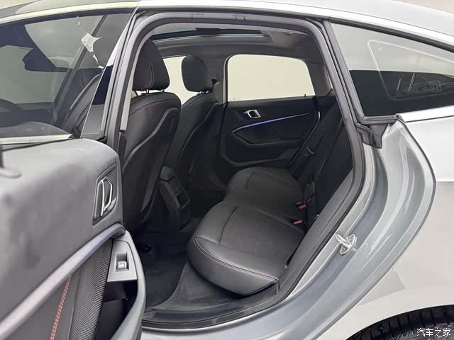 BMW 2 Series, 2023 11