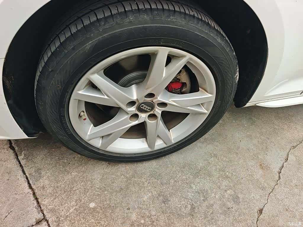 Audi A4L, 2019 23
