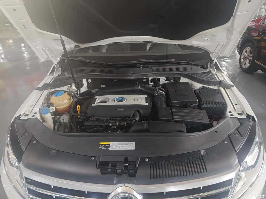 Volkswagen CC, 2016 16