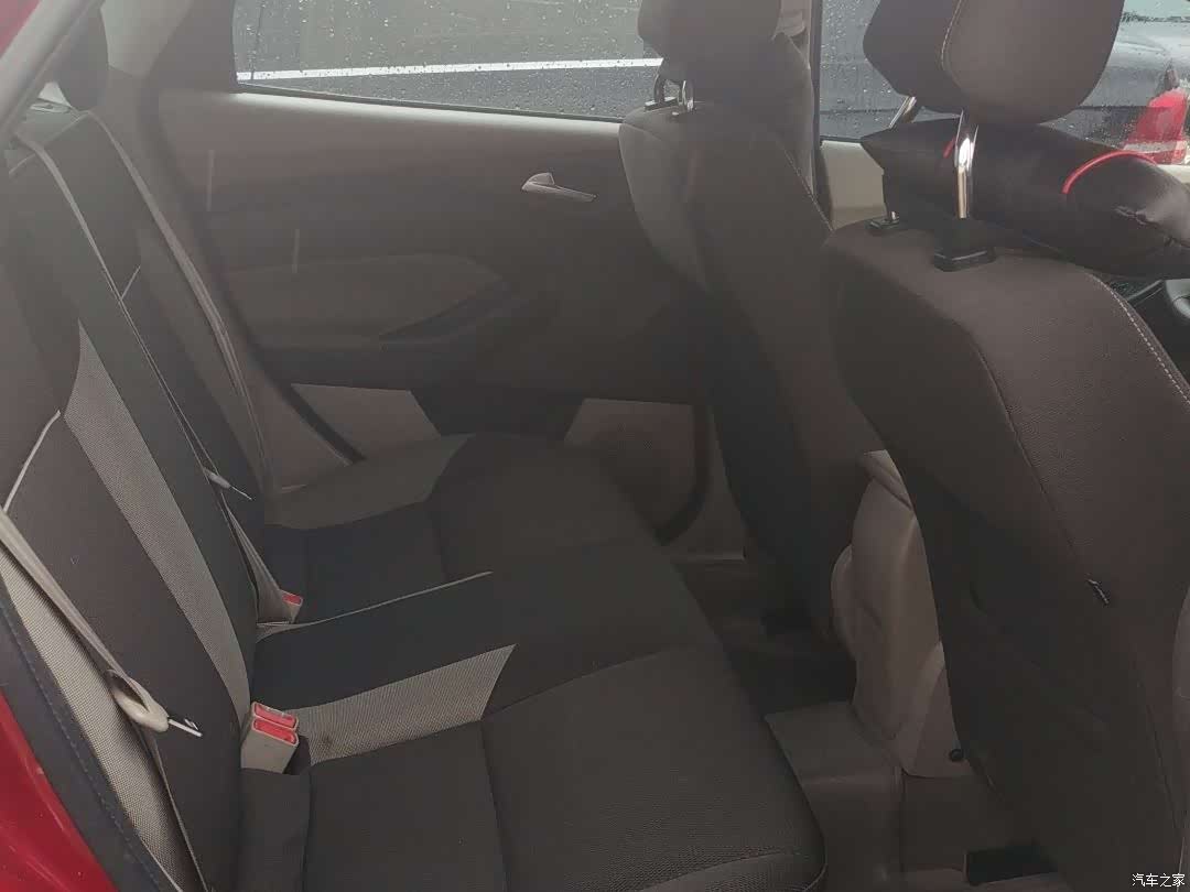 Ford Focus, 2013 все фото
