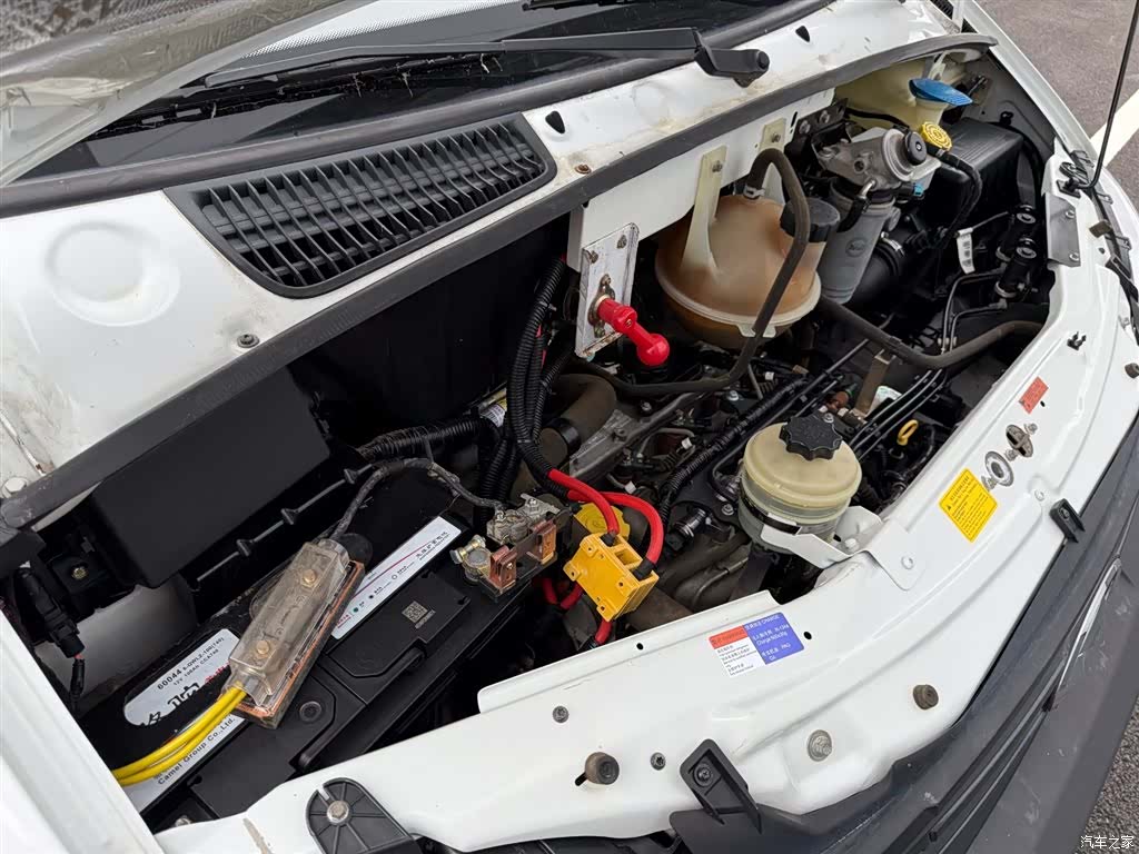 Maxus V80, 2015 27