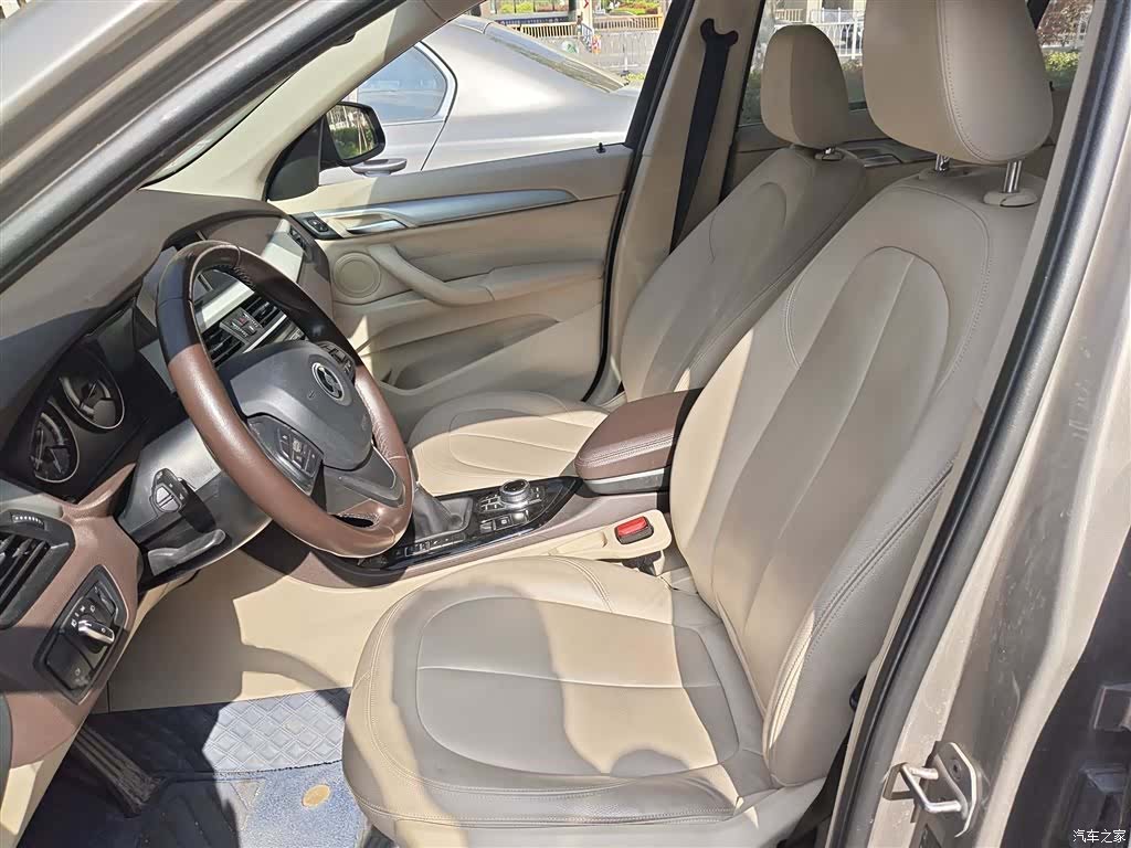BMW 60H, 2019 11
