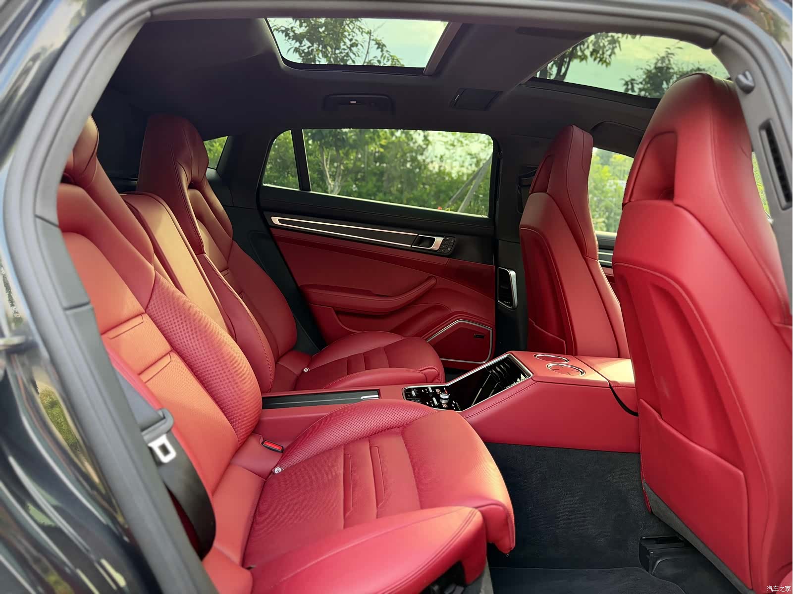 Porsche Panamera, 2023 17