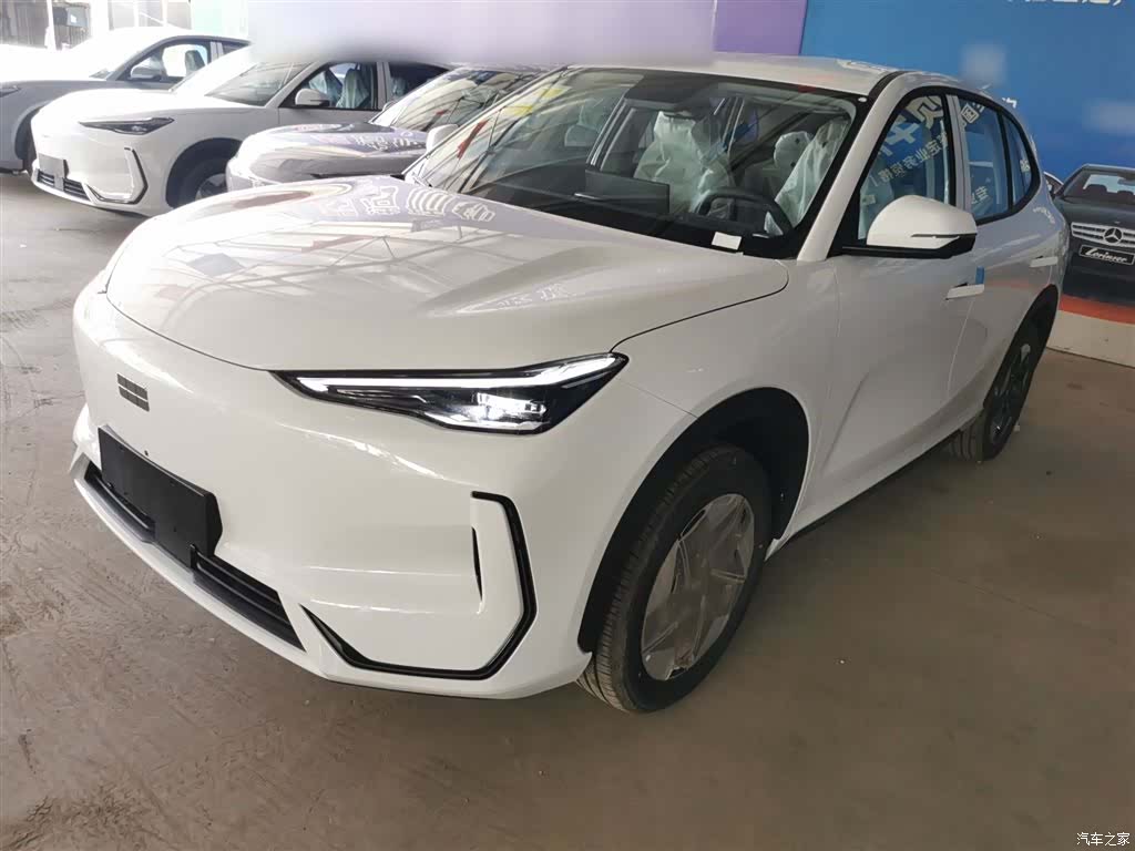 Geely Galaxy E5, 2026 1