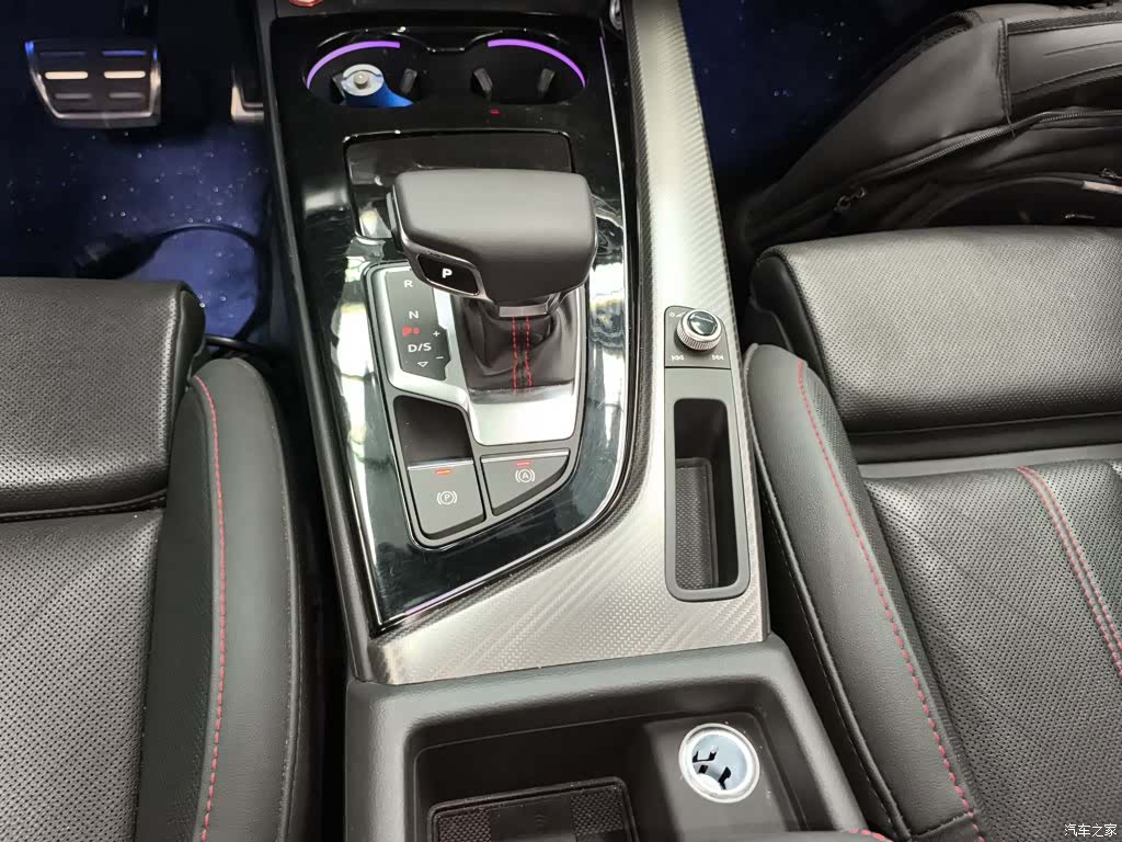 Audi A4L, 2022 10