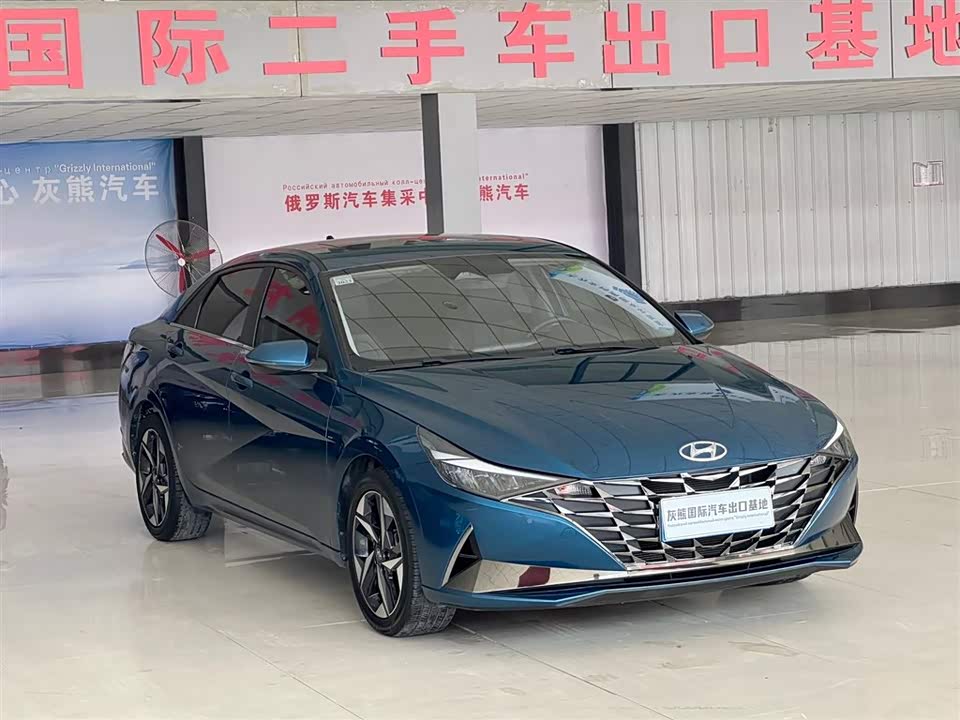 Hyundai Elantra