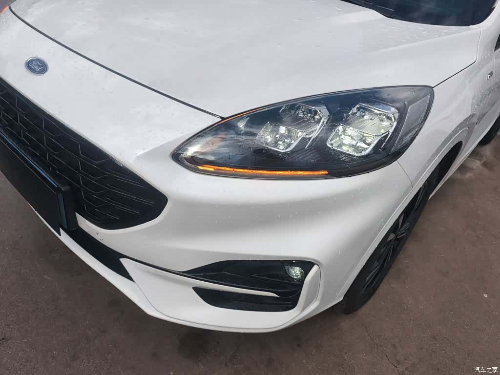 Ford Escape, 2022 24